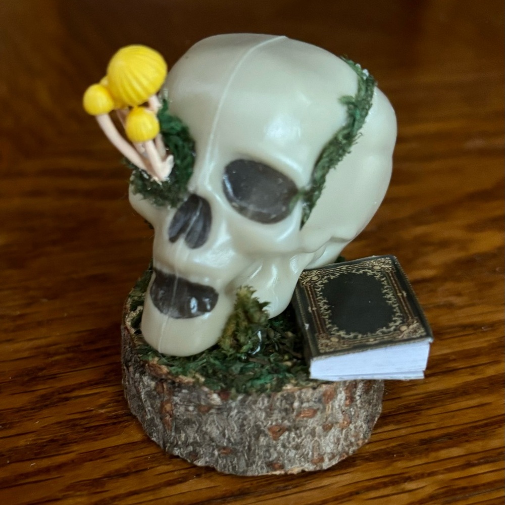 Mushroom Skull Log Trinket